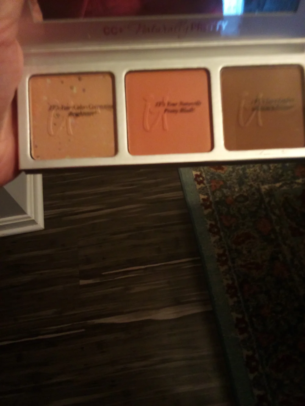 it cosmetics CC+ Radiance Palette
